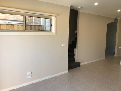 8 Kenyte Walk, Doreen