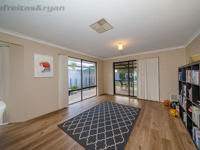 19 Wambiri Close, South Lake