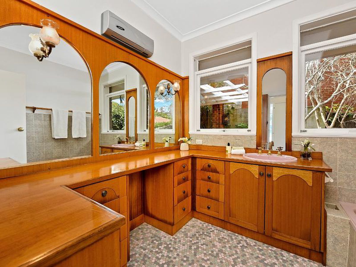 6 Callicoma Road , Seaforth