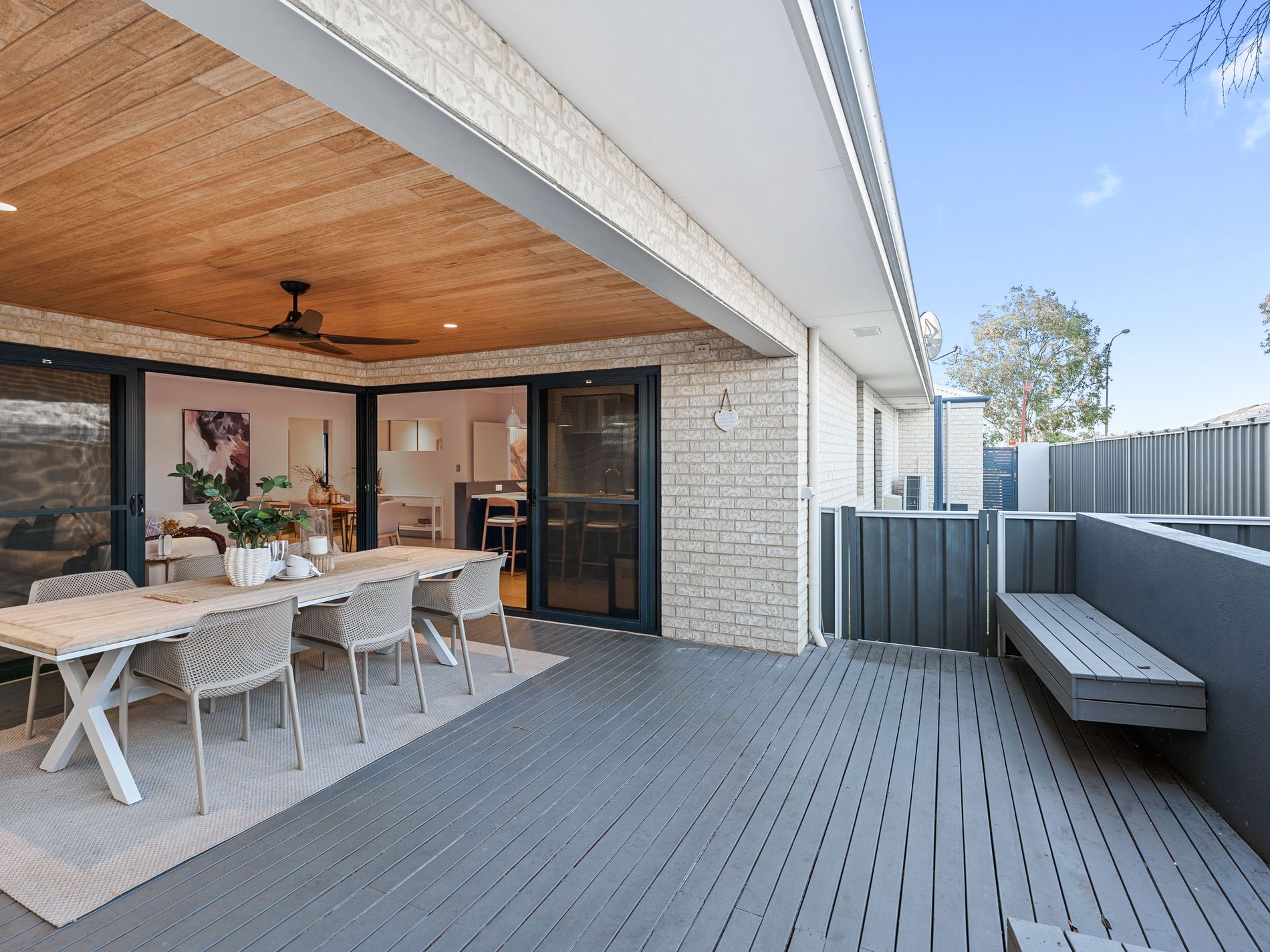 404 Kingsway, Landsdale