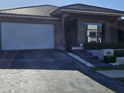 17 Eacott Street, Leppington
