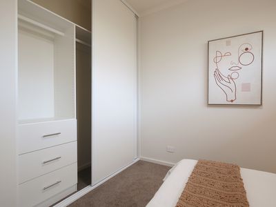 19E Sutton Avenue, Seacombe Gardens