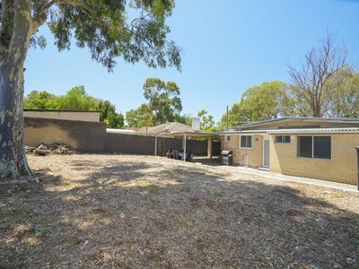 271 Morley Drive East, Lockridge