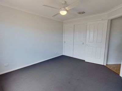 44 Holmwood Drive, Dubbo