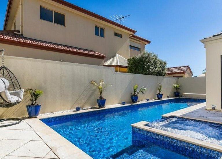 2 Myrtle Road, Seacliff