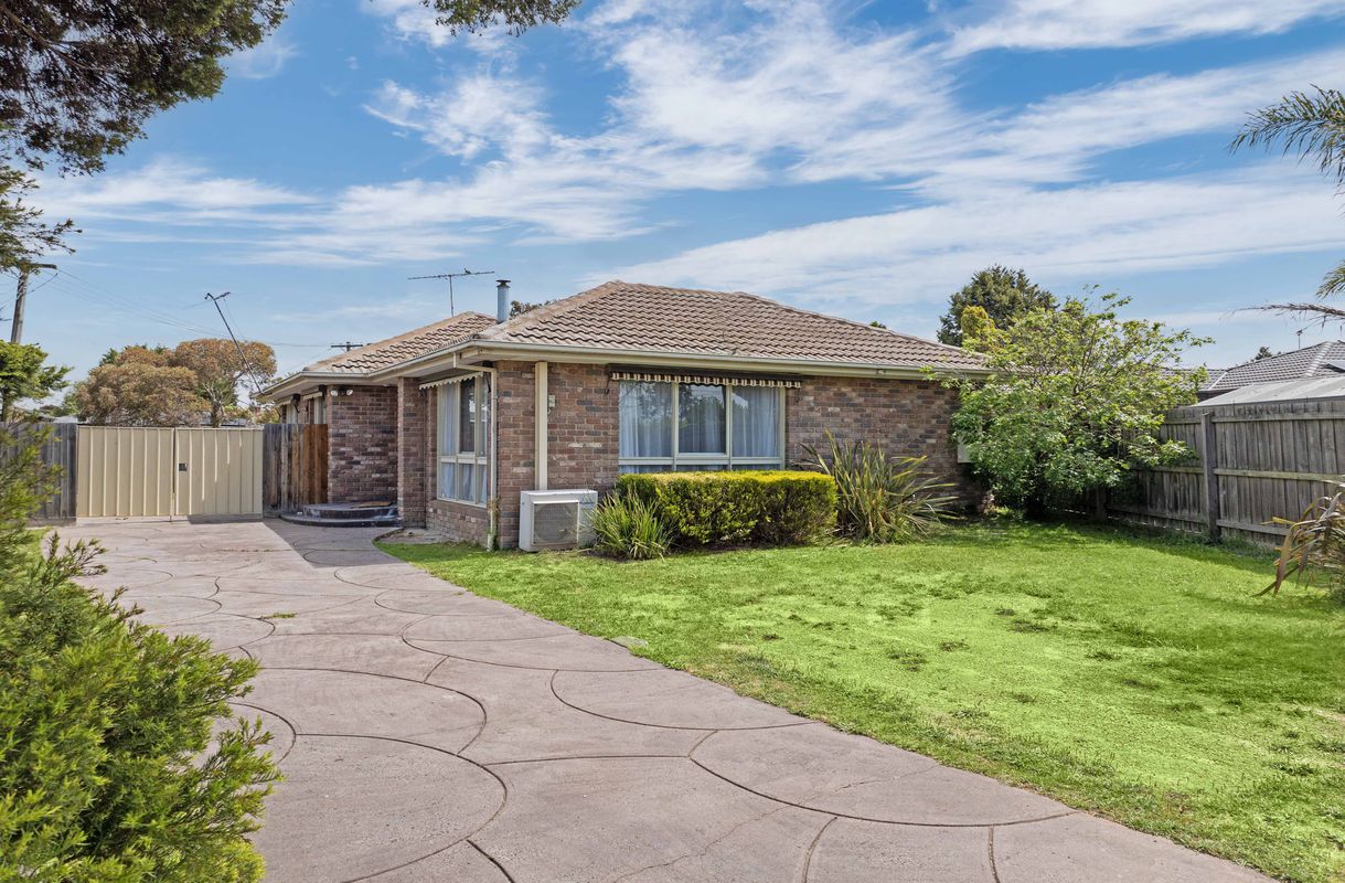 6 Parton Place, Craigieburn