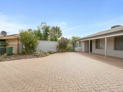 34B Chaparral Crescent, Willetton
