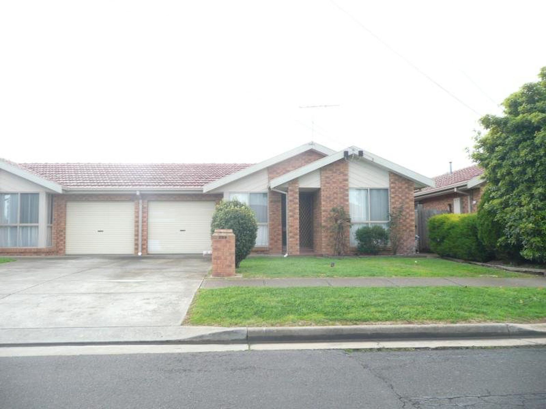 1 / 204 Werribee Street North, Werribee