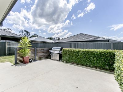 28 Sandstock Crescent, Jordan Springs