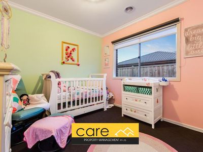 17 Chedword Road, Cranbourne North