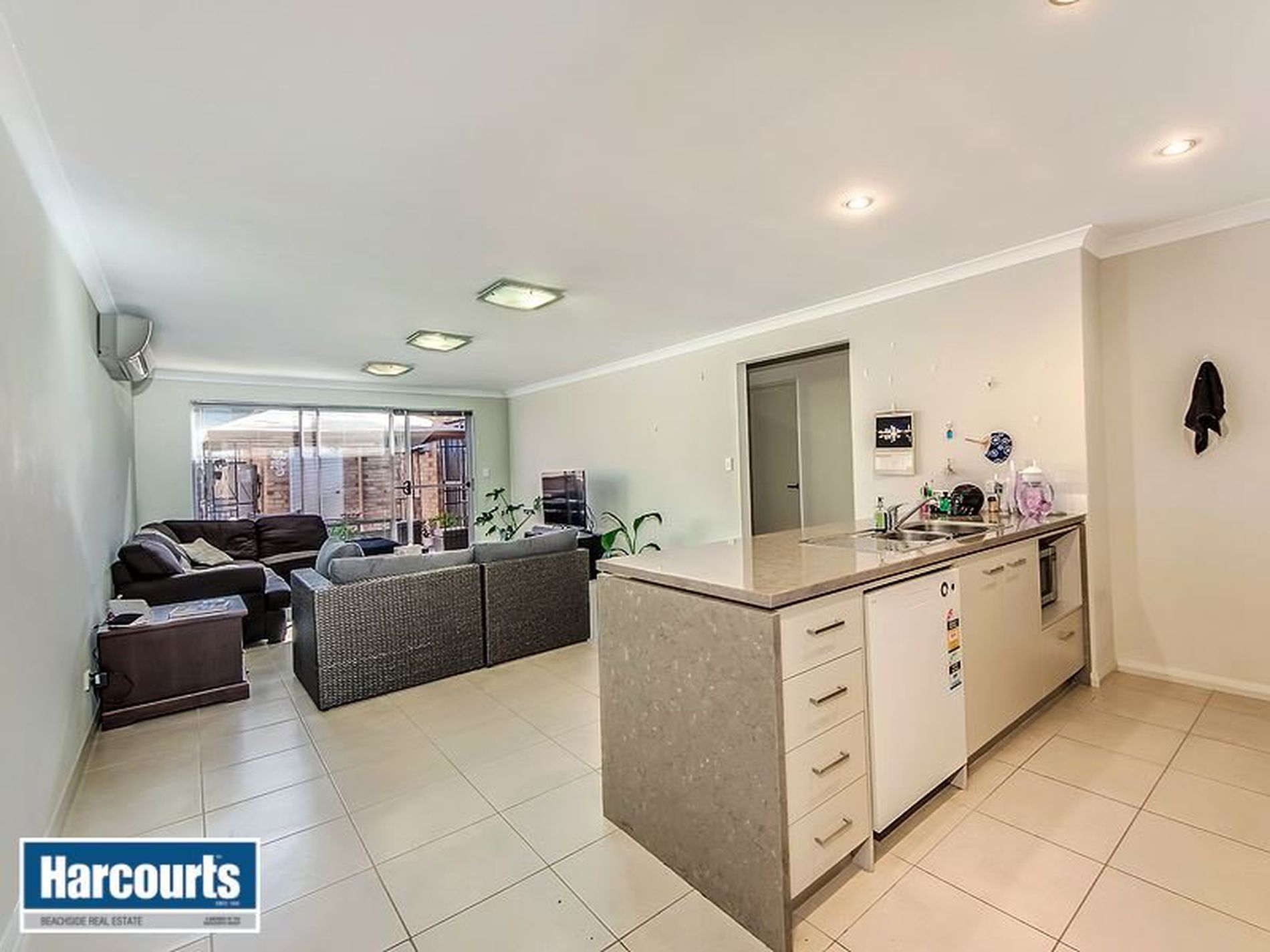 18 Nullarbor Avenue, Yanchep