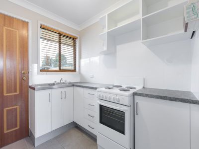 4 / 4 Lyne Street, Oak Flats