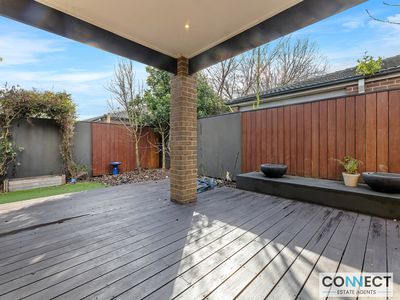9 Stoneleigh Road, Cranbourne North