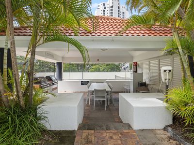 1101 / 1 Peak Avenue, Main Beach