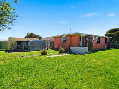 4 Quinn Avenue, George Town