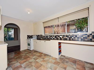 34 Russell Street, Werribee
