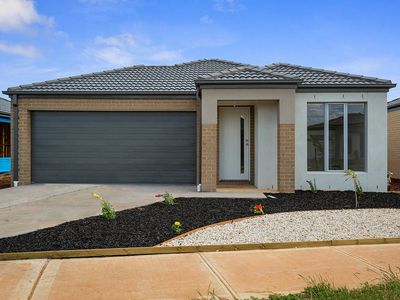 11 Cotton Field Way, Brookfield