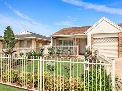 3 Silkyoak Grove, Greenacre