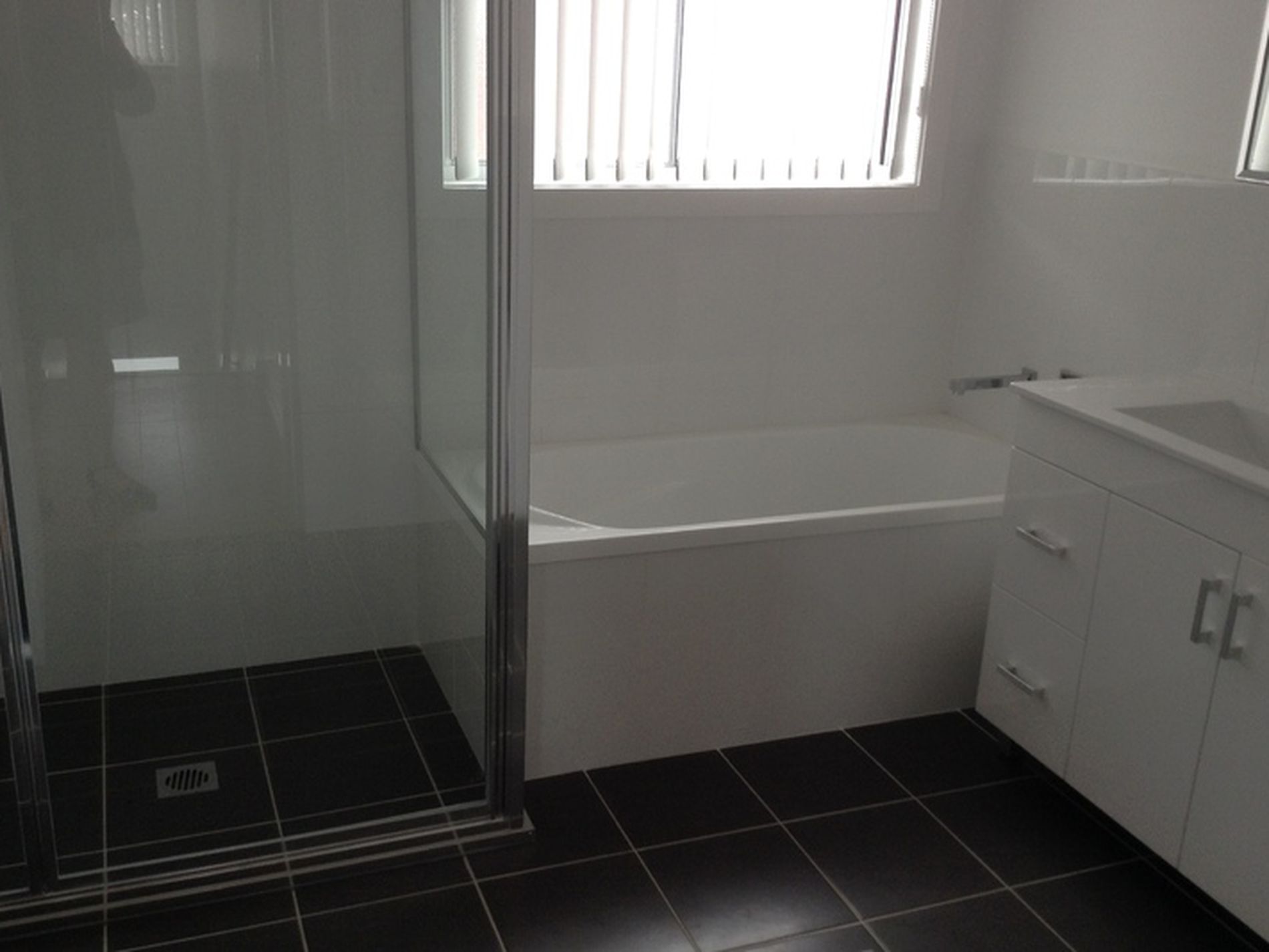 2 / 86b Waratah Street, Windang