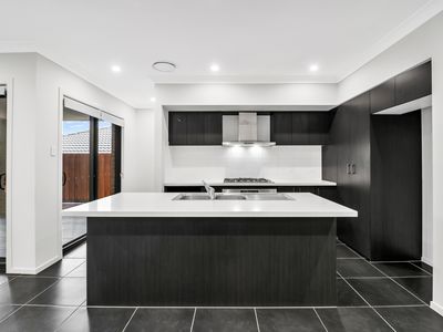 11 Orbit Street, Schofields