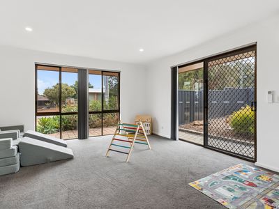 1 Armour Way, Lesmurdie