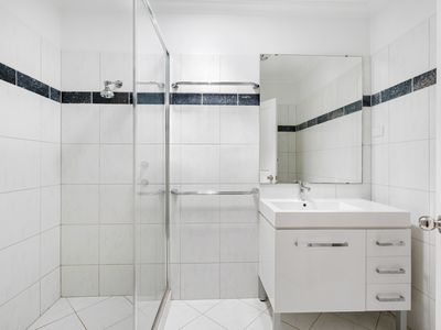 33 Lyall Street, Lamington