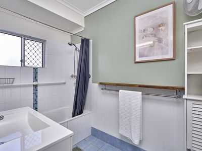19 Bicentennial Road, Bentley Park