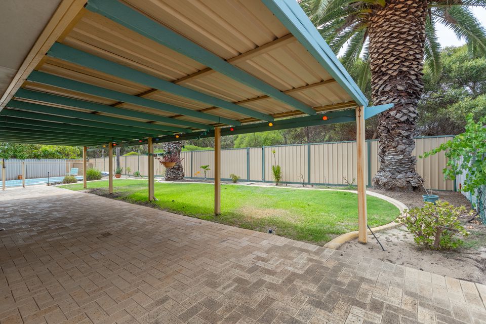 16 Fairway Place, Cooloongup