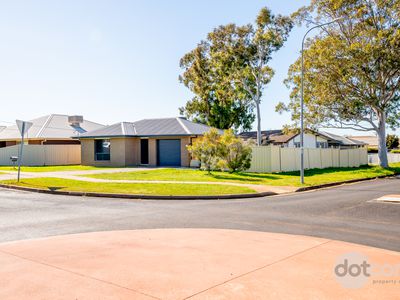 8 Alkira Street, Dubbo