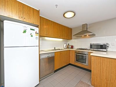 902 / 77-81 Berry Street, North Sydney