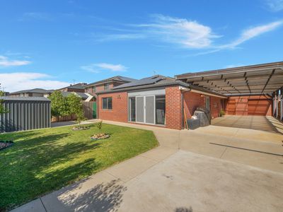 47 District Avenue, Werribee