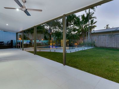 21 Cyprea Close, Trinity Beach