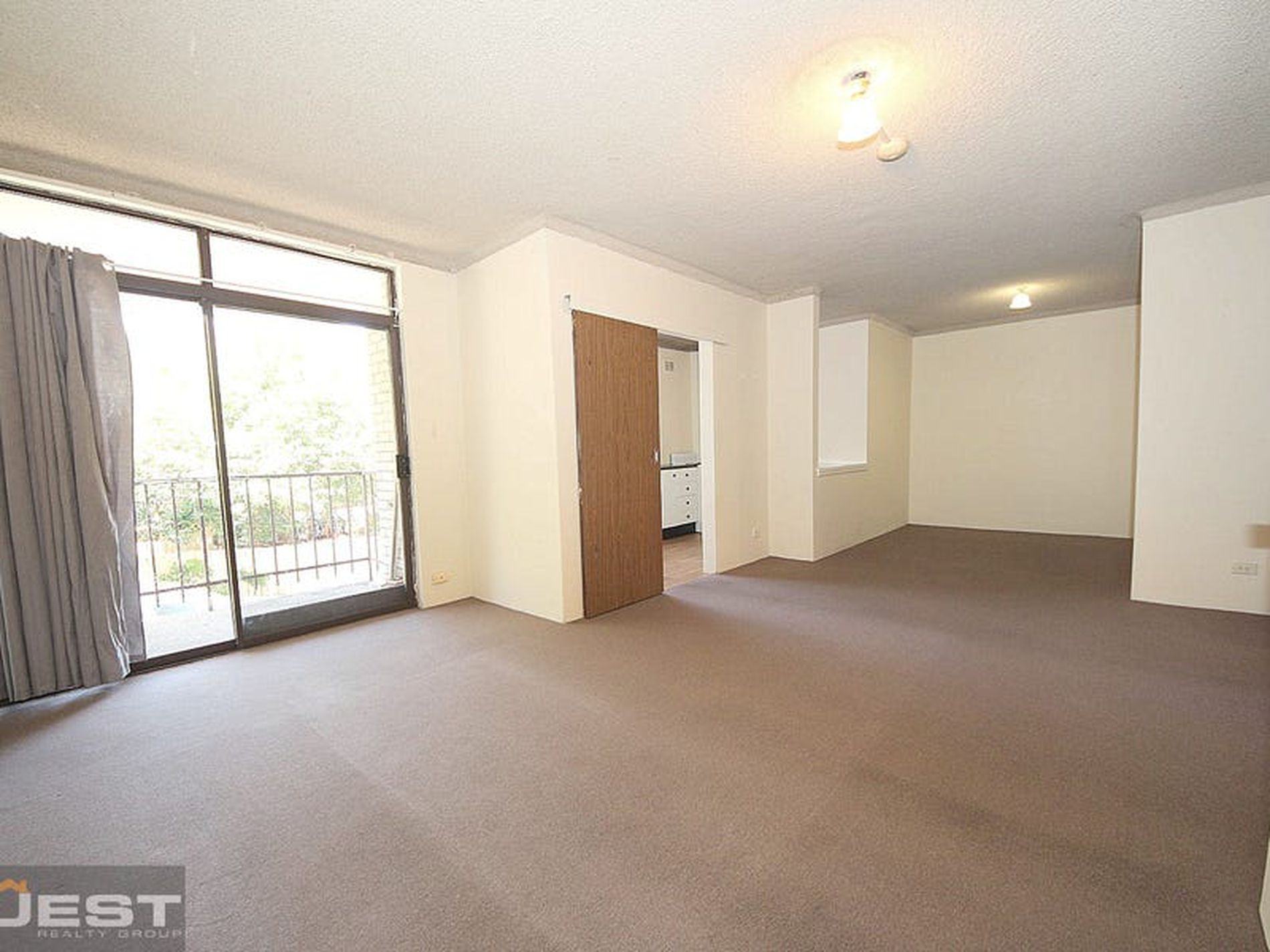 9 / 168 Greenacre Road, Bankstown