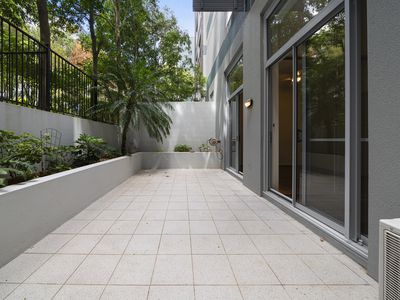 102 / 13 Shoreline Drive, Rhodes