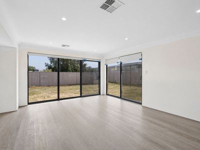 34 Gallon Way, Byford