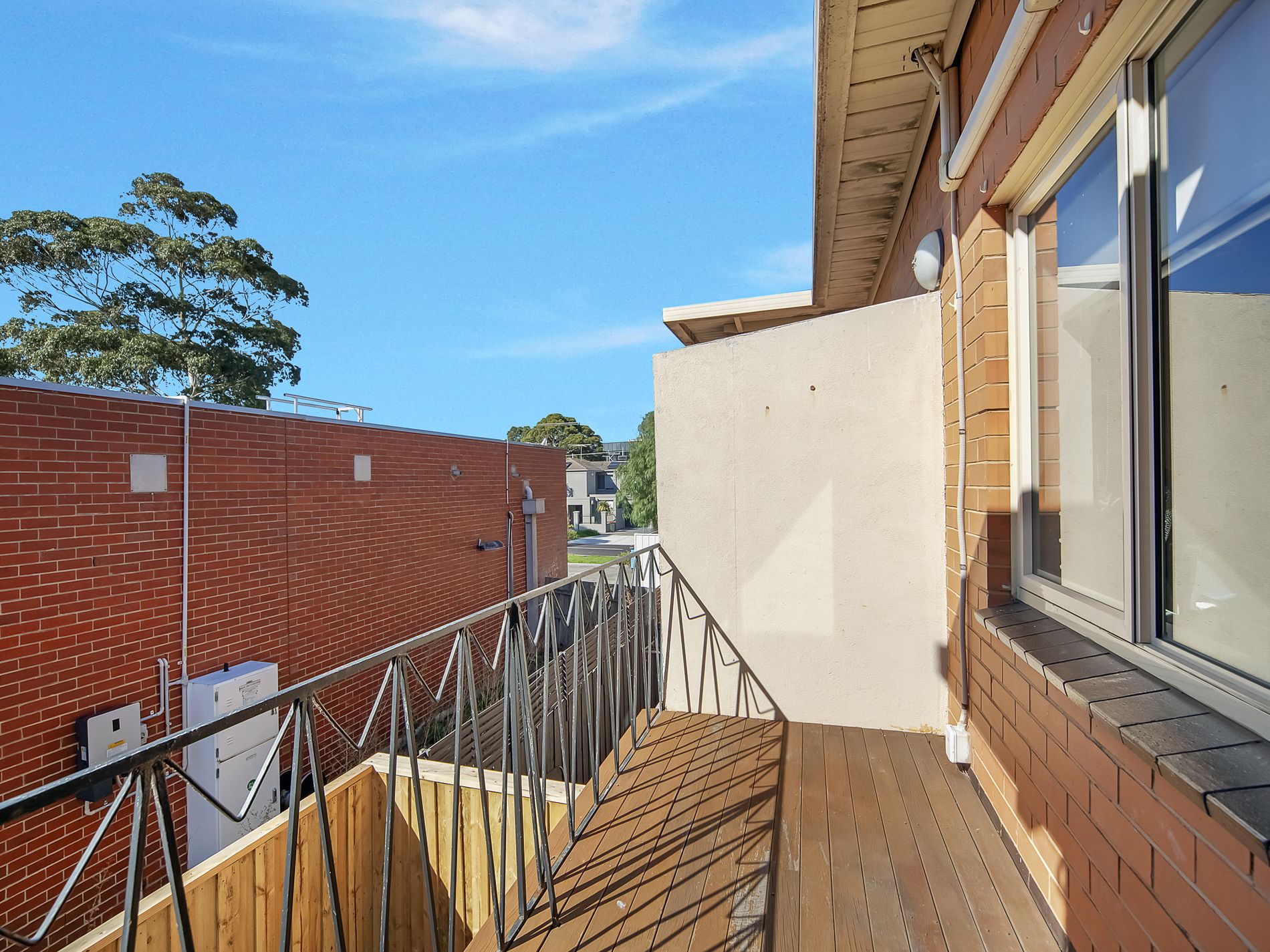 8 / 1A Gilbertson Street, Essendon