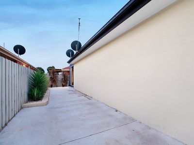 6 Tulsk Close, Hampton Park