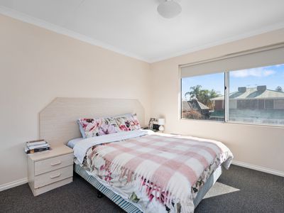 4 / 13 Brookman Street, Kalgoorlie