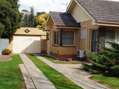 20 Oak Street, Shepparton