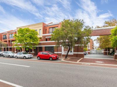 4 / 63 Palmerston Street, Perth