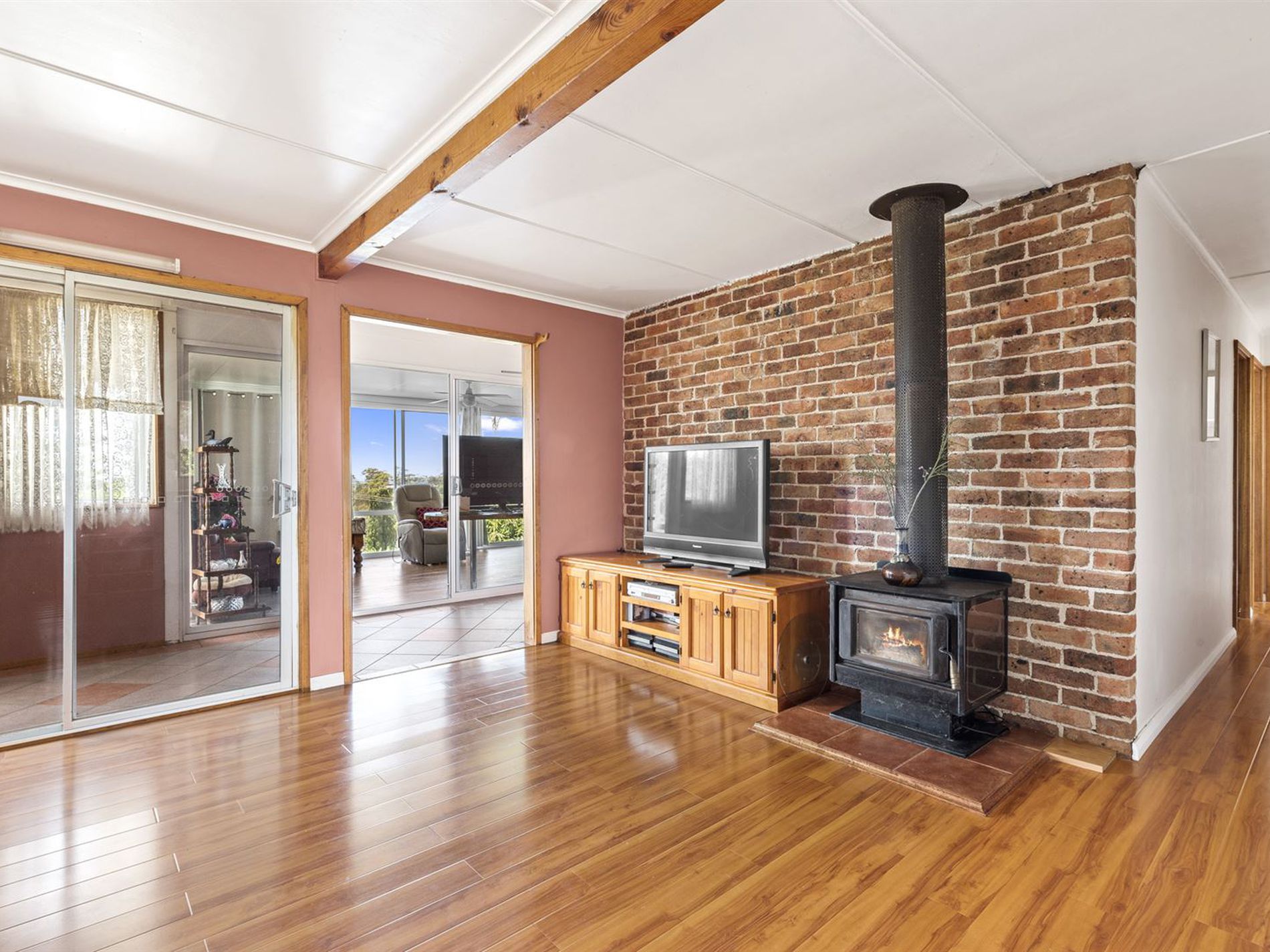 31 Hilltop Crescent, Mollymook Beach