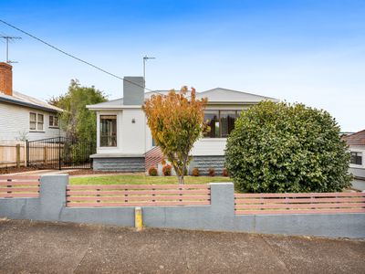 32 Nixon Street, Devonport