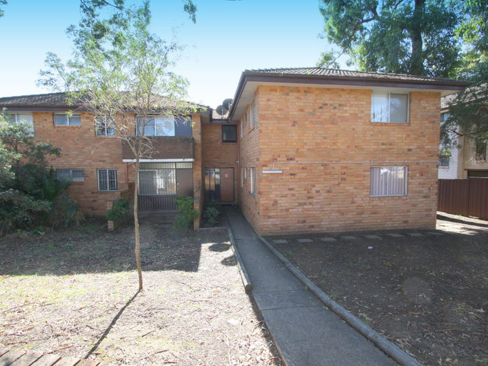 6 / 7-17 Edwin Street, Regents Park