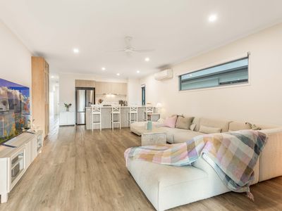 24/8 Miller Blvd, Lawnton