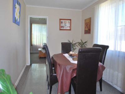 3 Elouera Street, Lake Illawarra