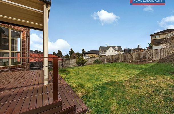 8 Grange Rise, Craigieburn