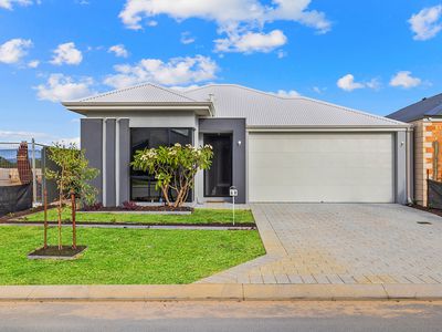 48 Halcyon Loop, Southern River