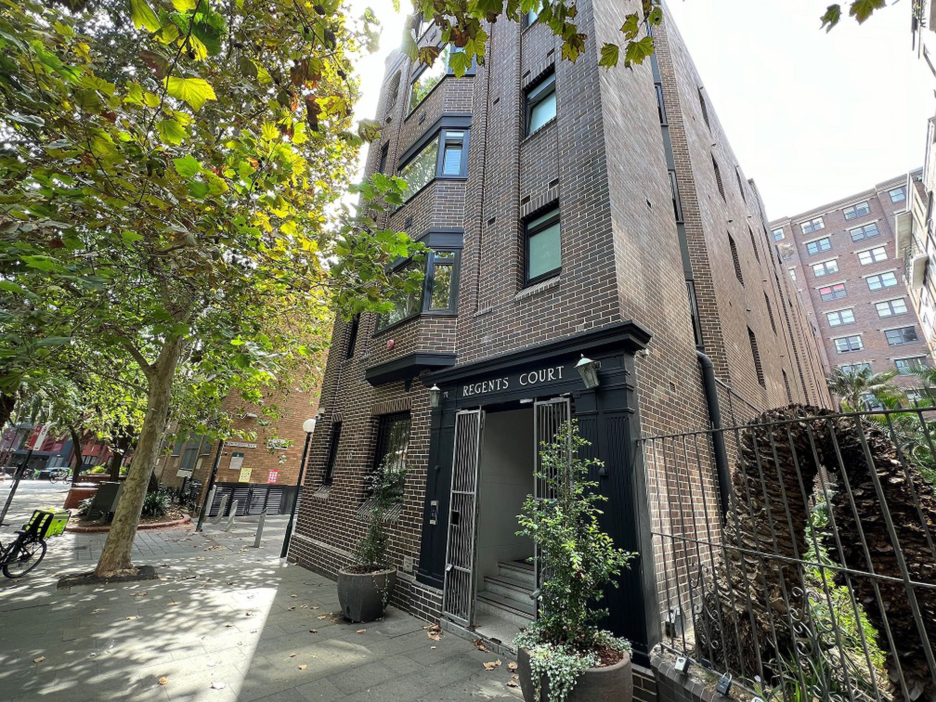 4 / 18 Springfield Avenue, Potts Point