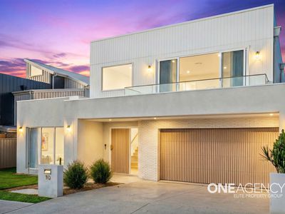 10 Seaside Avenue, Shell Cove