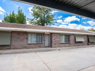 2 / 199 ALEXANDRA STREET, East Albury